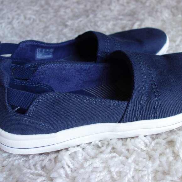 Clarks Breeze Step II Loafer - size 6 - NEW - Picture 1 of 6
